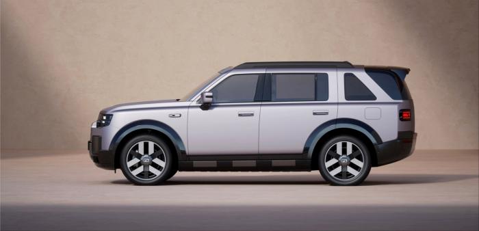 Where Heritage Takes Form: The British Craftsmanship Behind FREELANDER 8's Exterior Design